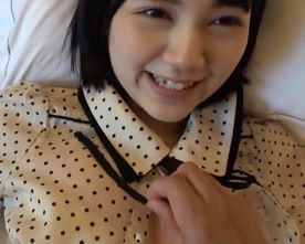 【無】１９才女子大生　パパ活アプリであった最高に可愛い実践女子大学２年と生でエッチした　個人撮影